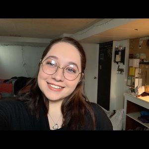 Meet your Posher, Jackie